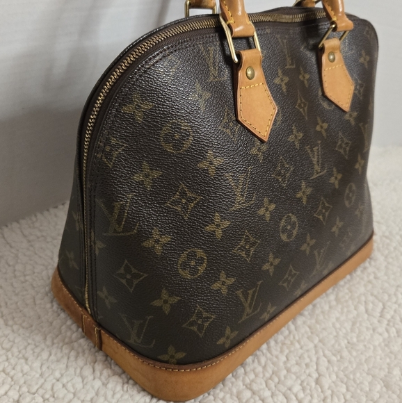 Louis Vuitton Alma PM Monogram Canvas Leather Bag Vintage EXCELLENT - Picture 7 of 13